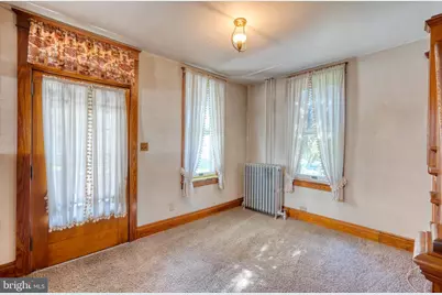 111 N Lancaster Avenue, Schaefferstown, PA 17088 - Photo 4