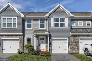 233 Highland Ct, Annville, PA 17003 - Photo 1