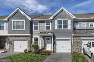 233 Highland Ct, Annville, PA 17003 - Photo 2