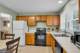 1102 Cambridge Ct, Palmyra, PA 17078 - Photo 6