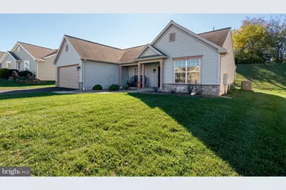 926 Sweetbay Lane, Lebanon, PA 17046 - Photo 2