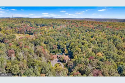 6760 Bear Creek Blvd, Bear Creek Township, PA 18702 - Photo 8