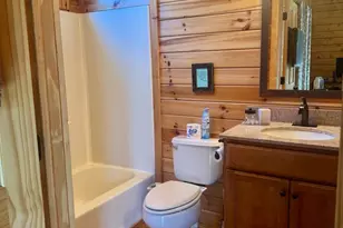 18 Sugarloaf Ln, Hazleton, PA 18202 - Photo 8