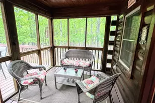 100 Gleneagles Dr, Hazleton, PA 18202 - Photo 10