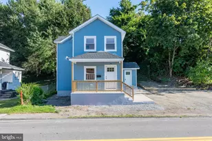 305 Parsonage St, Pittston, PA 18640 - Photo 2