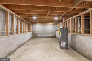 305 Parsonage St, Pittston, PA 18640 - Photo 32