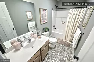 2465 E Venisa Dr, Hazle Township, PA 18201 - Photo 12