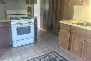 757 McNair St, Hazleton, PA 18201 - Photo 10