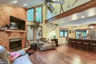 208 Owego Dr, Hazleton, PA 18202 - Photo 8
