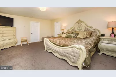 911 Seybert Street, Hazleton, PA 18201 - Photo 36