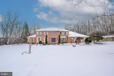 911 Seybert Street, Hazleton, PA 18201 - Photo 4