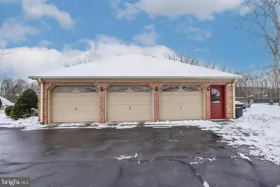 911 Seybert Street, Hazleton, PA 18201 - Photo 8