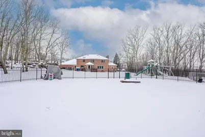 911 Seybert Street, Hazleton, PA 18201 - Photo 10