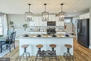 2474 E Venisa Dr, Hazle Township, PA 18201 - Photo 6