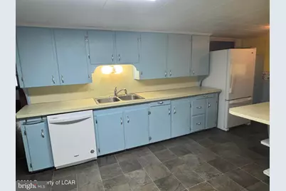 2432 Pine Street, Rock Glen, PA 18246 - Photo 8