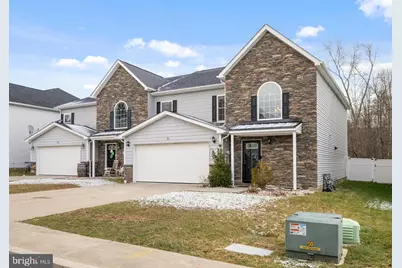 21 Maria Drive, Hanover Township, PA 18706 - Photo 2