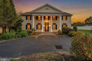 1424 E Broad St, Hazleton, PA 18201 - Photo 4