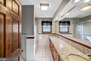 1424 E Broad St, Hazleton, PA 18201 - Photo 56