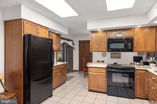 201 Skyline Dr, Hazle Township, PA 18202 - Photo 38