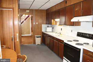 430 Washington St, Freeland, PA 18224 - Photo 22
