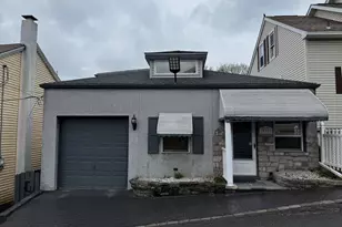 535 Garibaldi Ct, Hazleton, PA 18201 - Photo 1