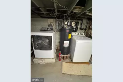 535 Garibaldi Ct, Hazleton, PA 18201 - Photo 40