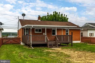 715 E 10th St, Berwick, PA 18603 - Photo 28
