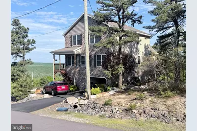 532 Buck Mountain Boulevard, Hazleton, PA 18202 - Photo 2