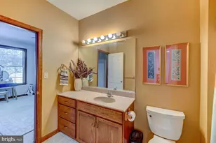 40 Sugarloaf Ln, Hazleton, PA 18202 - Photo 36