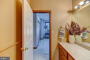 40 Sugarloaf Ln, Hazleton, PA 18202 - Photo 38