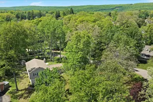 74 Brook Ln, Mountain Top, PA 18707 - Photo 2