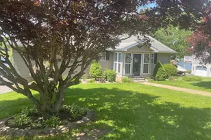 217 Apache Dr, Shickshinny, PA 18655 - Photo 2