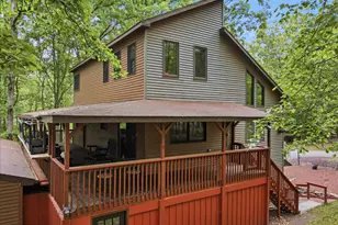 208 Owego Dr, Hazleton, PA 18202 - Photo 2