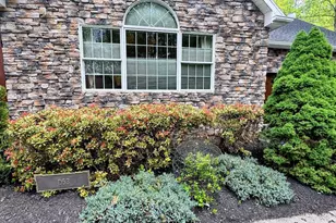 219 Owego Dr, Hazleton, PA 18202 - Photo 8