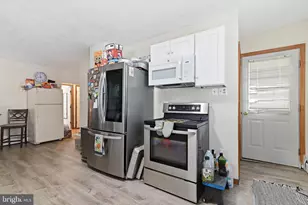 293 Lyndwood Ave, Hanover Township, PA 18706 - Photo 16