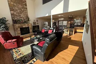 228 Pine Valley Ln, Hazle Township, PA 18202 - Photo 18
