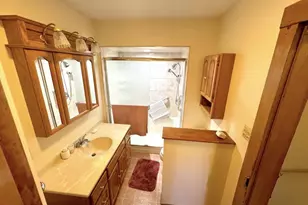 8 Loomis Park Rd, Hanover Township, PA 18706 - Photo 6