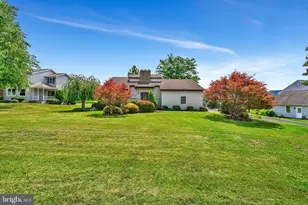 41 Kennedy Dr, Drums, PA 18222 - Photo 2
