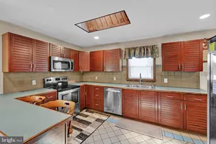 41 Kennedy Dr, Drums, PA 18222 - Photo 8