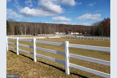 231 W Lake Valley Drive, Hazleton, PA 18202 - Photo 72