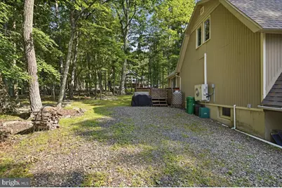 231 W Lake Valley Drive, Hazleton, PA 18202 - Photo 14