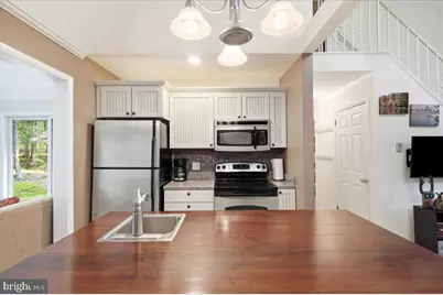 231 W Lake Valley Drive, Hazleton, PA 18202 - Photo 32