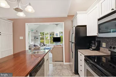 231 W Lake Valley Drive, Hazleton, PA 18202 - Photo 36