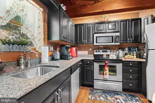 150 N Iroquois, Hazleton, PA 18202 - Photo 14