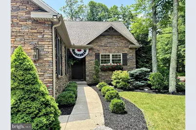 14 Winged Foot Drive, Hazle Township, PA 18202 - Photo 2