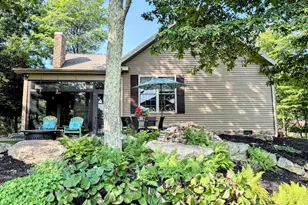 14 Winged Foot Dr, Hazle Township, PA 18202 - Photo 4