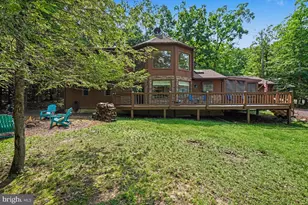 323 Navaho Dr, Hazle Township, PA 18202 - Photo 2