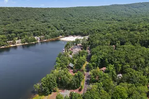 323 Navaho Dr, Hazle Township, PA 18202 - Photo 44