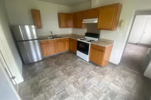 321 Plymouth Ave, Wilkes Barre, PA 18702 - Photo 4