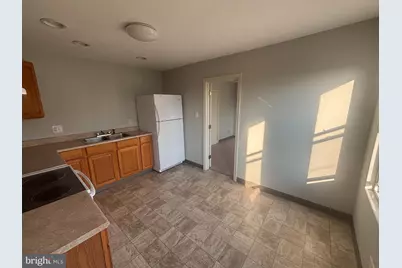 323 Plymouth Avenue, Wilkes Barre, PA 18702 - Photo 6